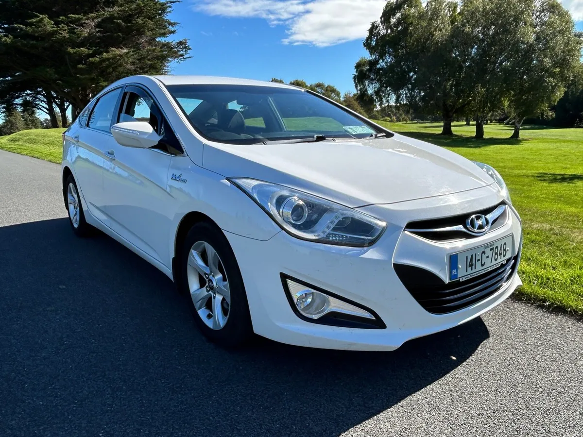 2014 Hyundai I40.. Long NCT & Just Serviced - Image 3