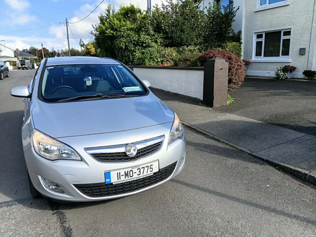 2011 Vauxhall Astra 2.0 Diesel - Image 1