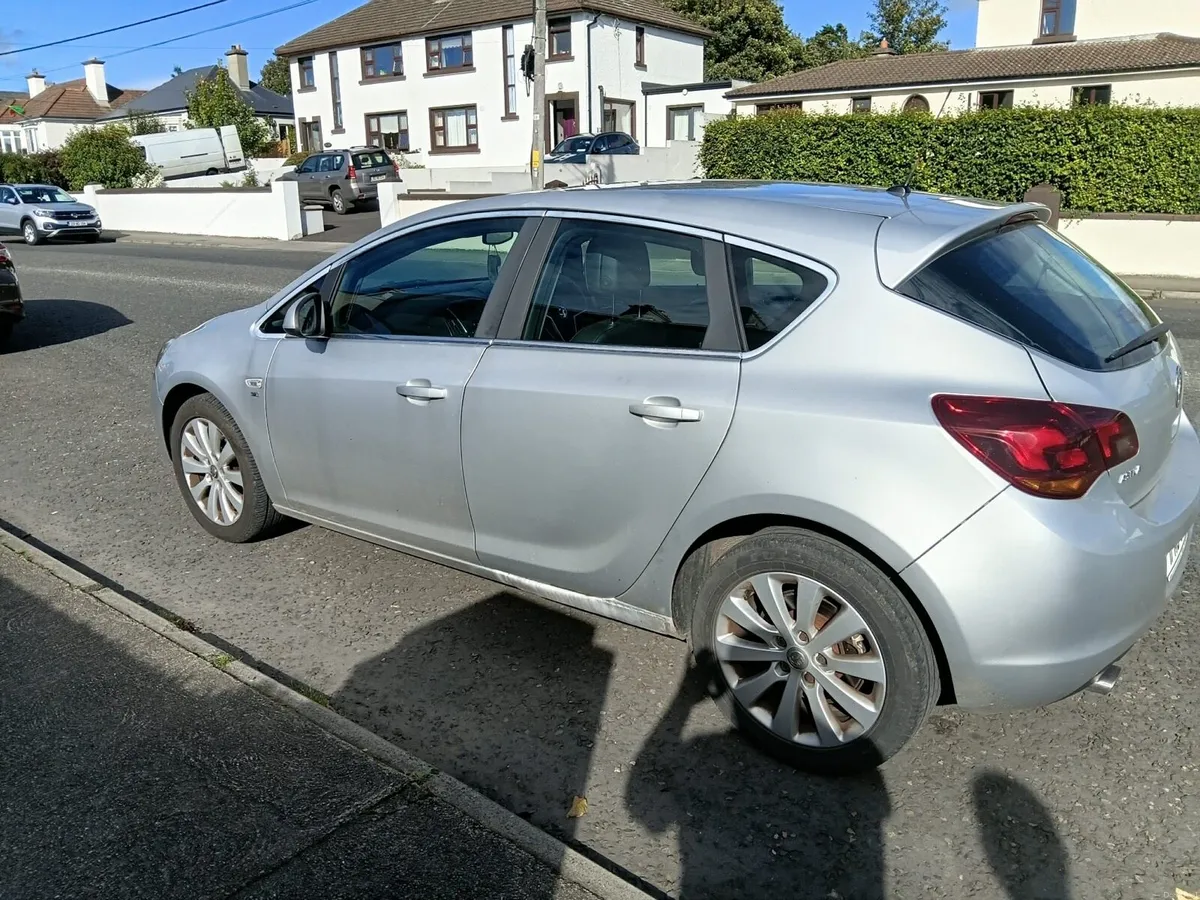 2011 Vauxhall Astra 2.0 Diesel - Image 3