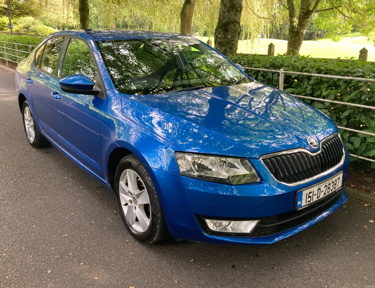 Skoda Octavia 1.6 Tdi Deluxe SE Edition 120 kms - Image 4