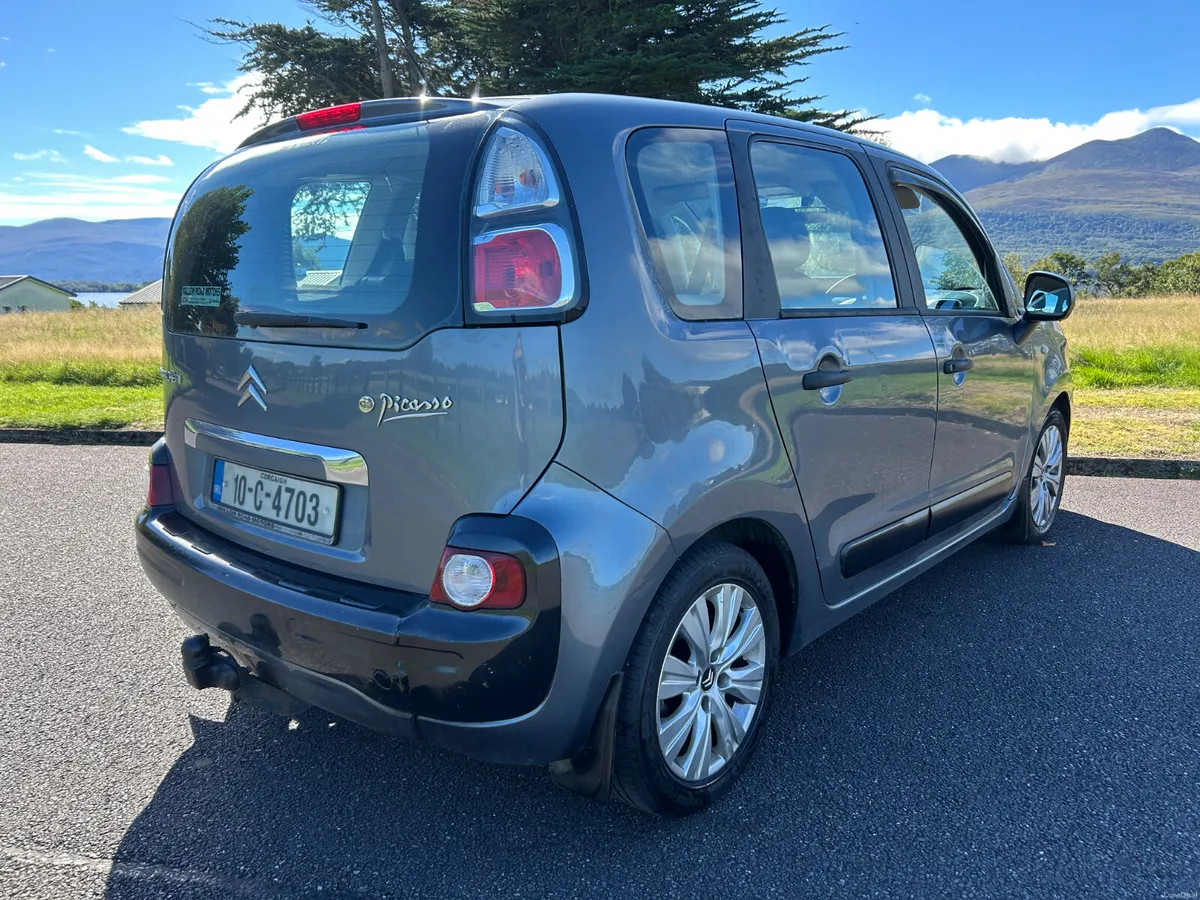 2010Citroen C3.. Rare car with only 92,000 miles - Image 5