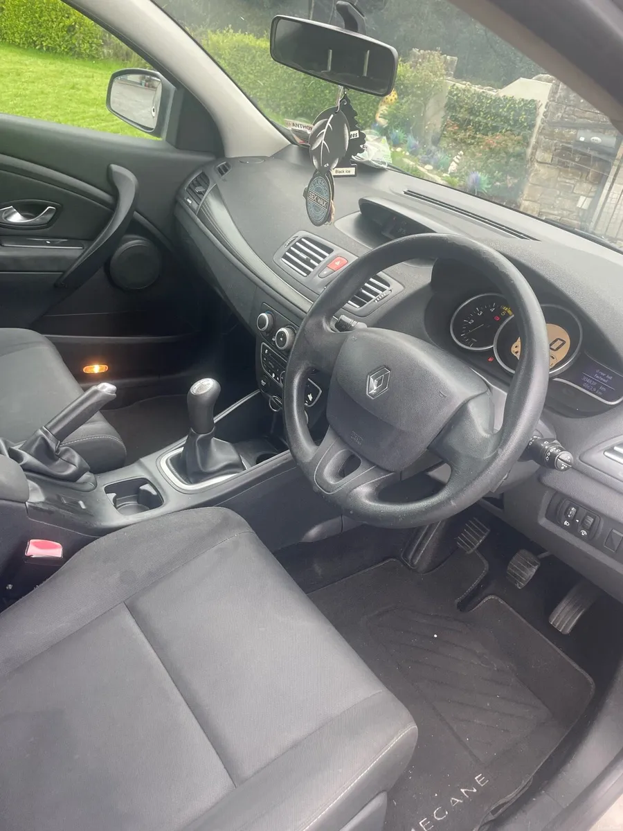 2010 Renault Megane - Image 6