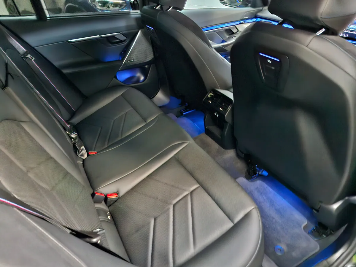 232 I5 40 M SPORT PRO (HIGH SPEC MODEL) - Image 6