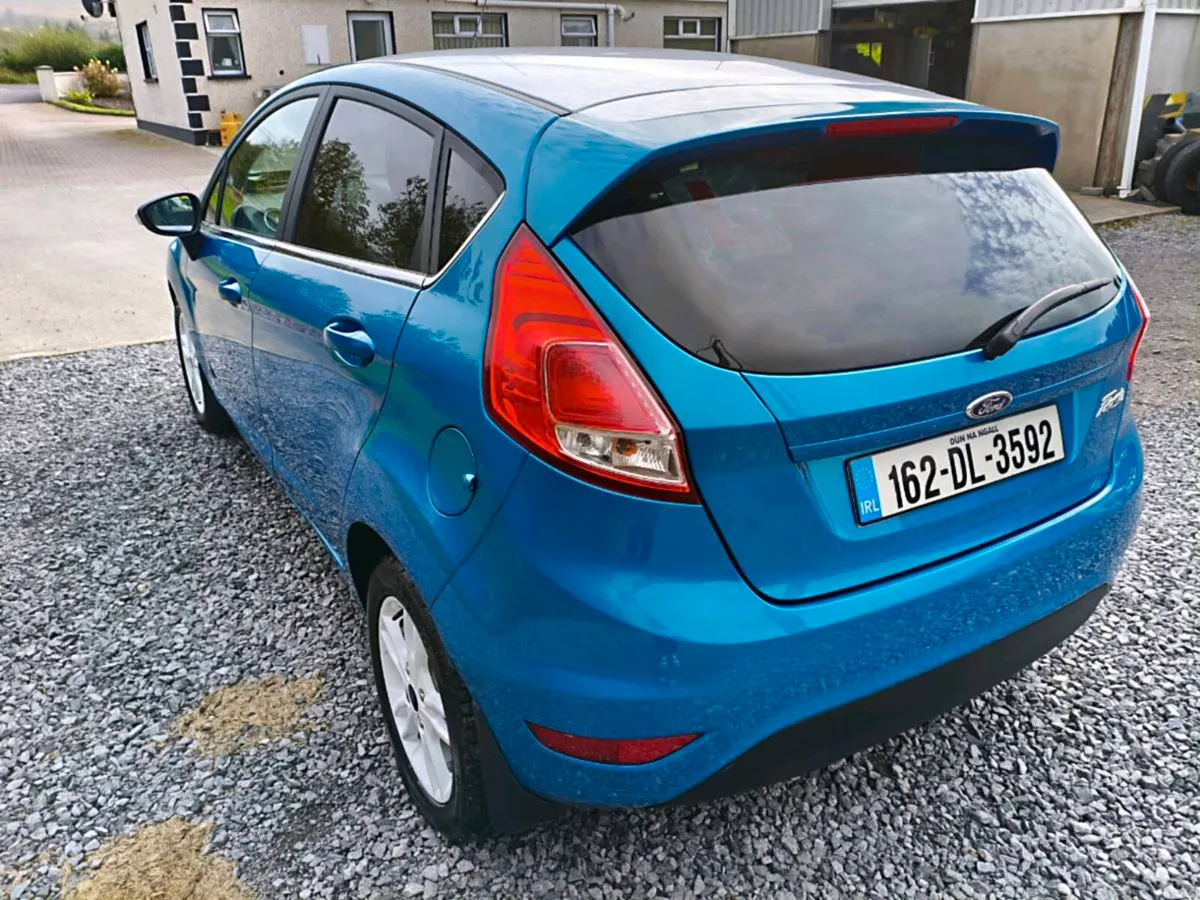 Ford fiesta - Image 4