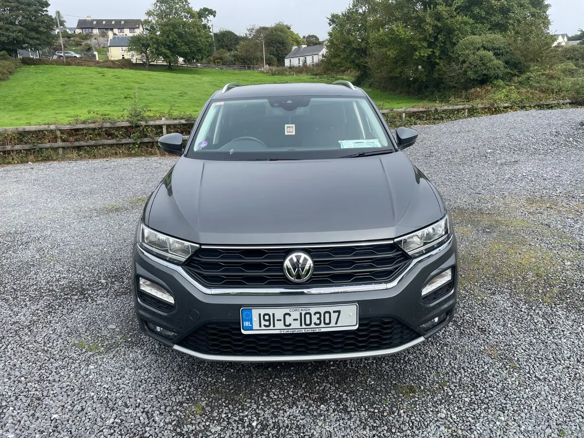 Volkswagen T-Roc 2019 - Image 2
