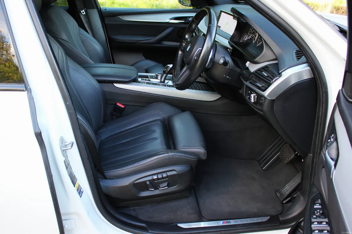 BMW X5 XDrive 40E M-SPORT PLUS/F.S.H./ONLY 88Kkms - Image 6