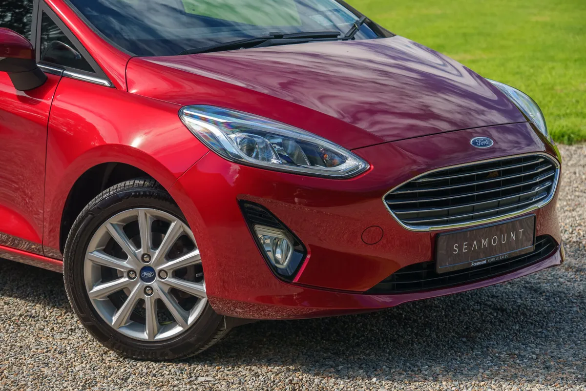 2020 Ford Fiesta Titanium - Only 28k km - Image 2