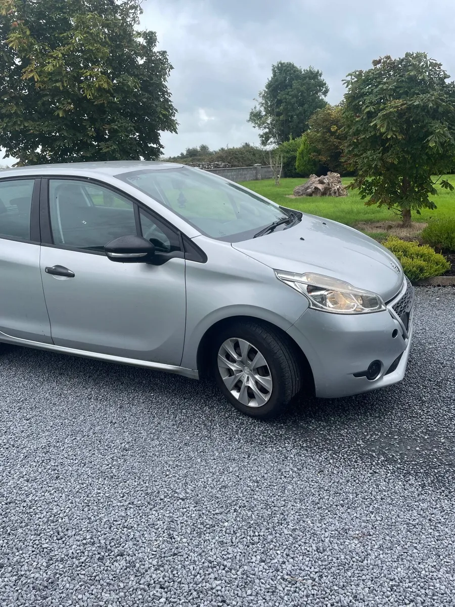 Peugeot 208 2013 - Image 6