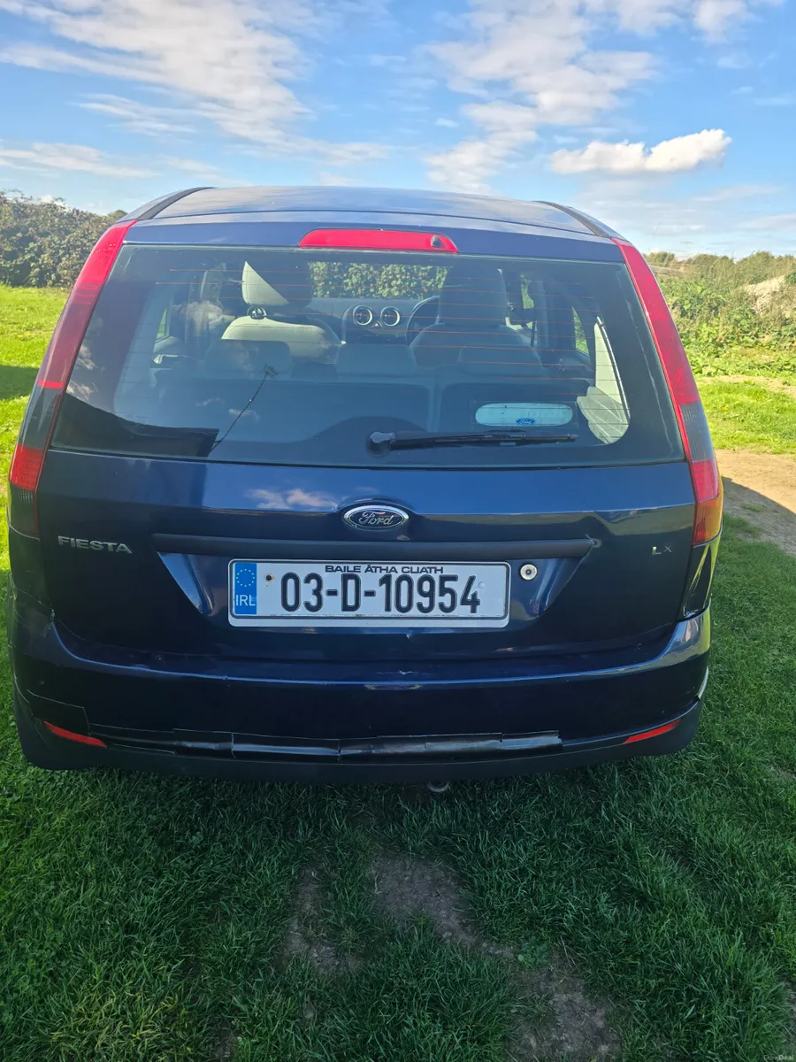 €890 Ford Fiesta 2003 petrol ⛽️ €890 - Image 3