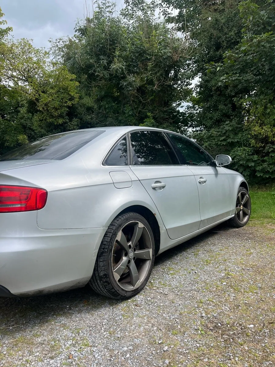 Audi A4 2.0 TDI - Image 1