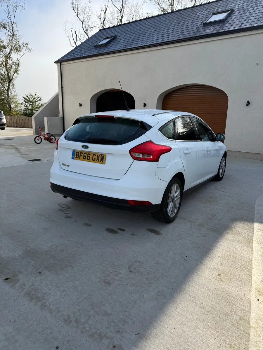 2017 Ford focus - Image 3
