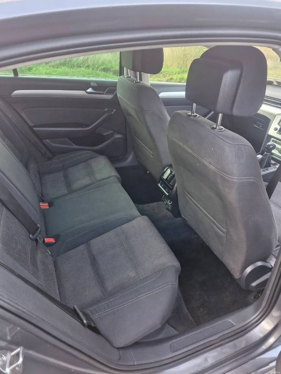 2017 volkswagen passat taxed and tested - Image 6