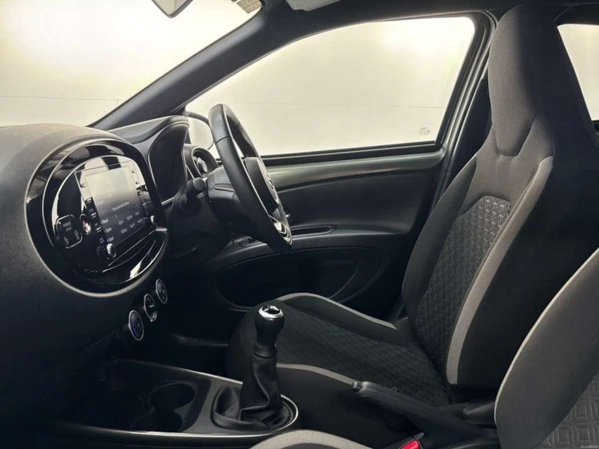 Toyota Aygo X AYGO X DESIGN - LOW MILEAGE - IRISH - Image 6