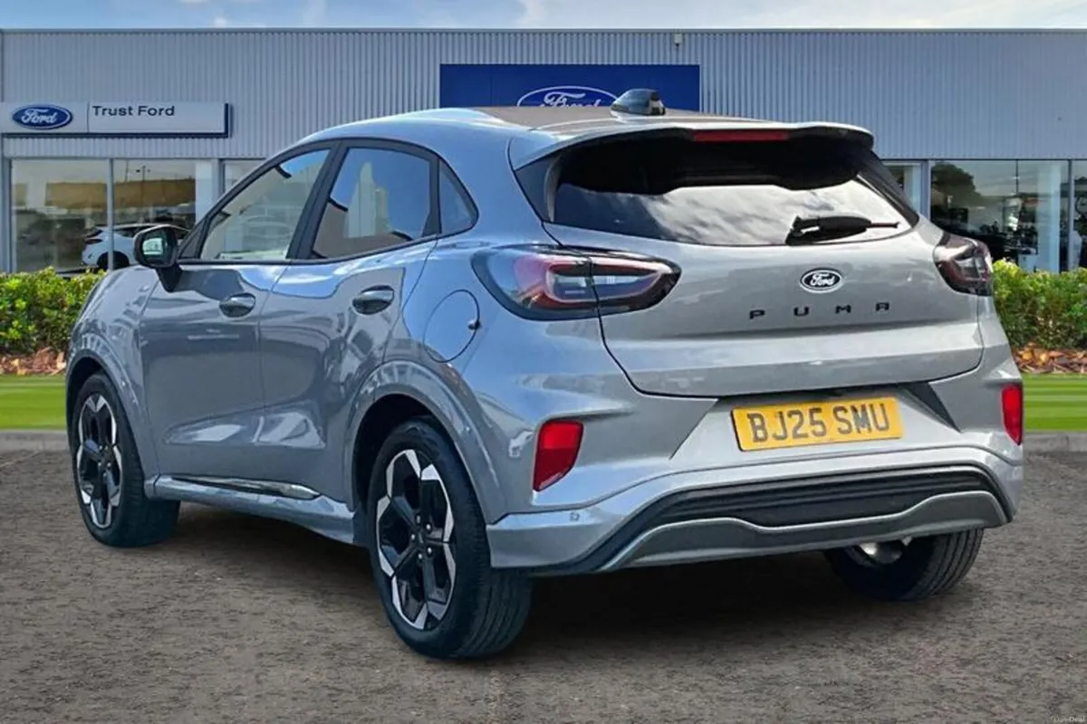 Ford Puma 1.0 EcoBoost Hybrid mHEV ST-Line X 5dr - Image 2
