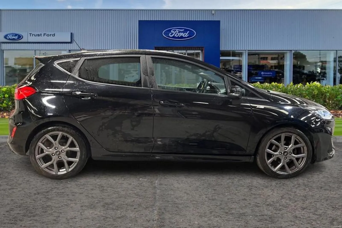 Ford Fiesta 1.0T EcoBoost ST-Line Hatchback 5dr Pe - Image 3