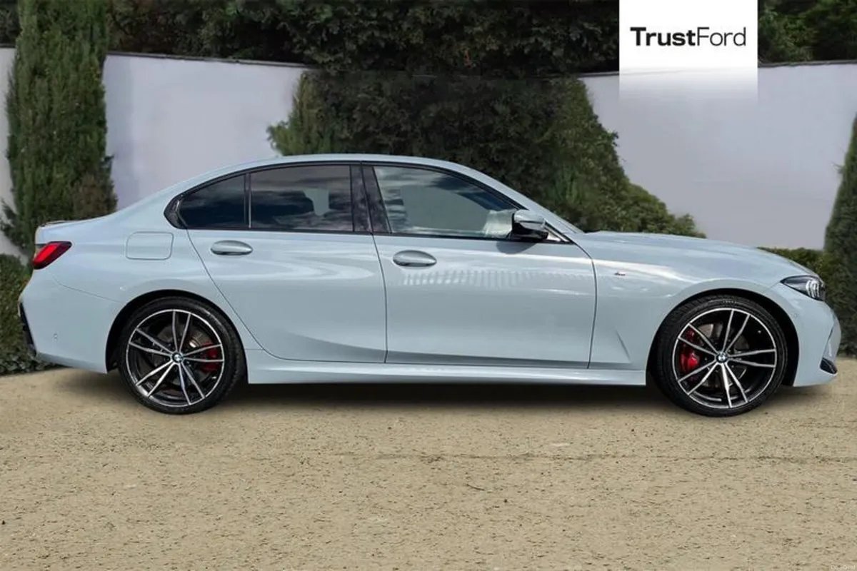 BMW 3-Series 320i M Sport 4dr Step Auto - HEATED S - Image 3