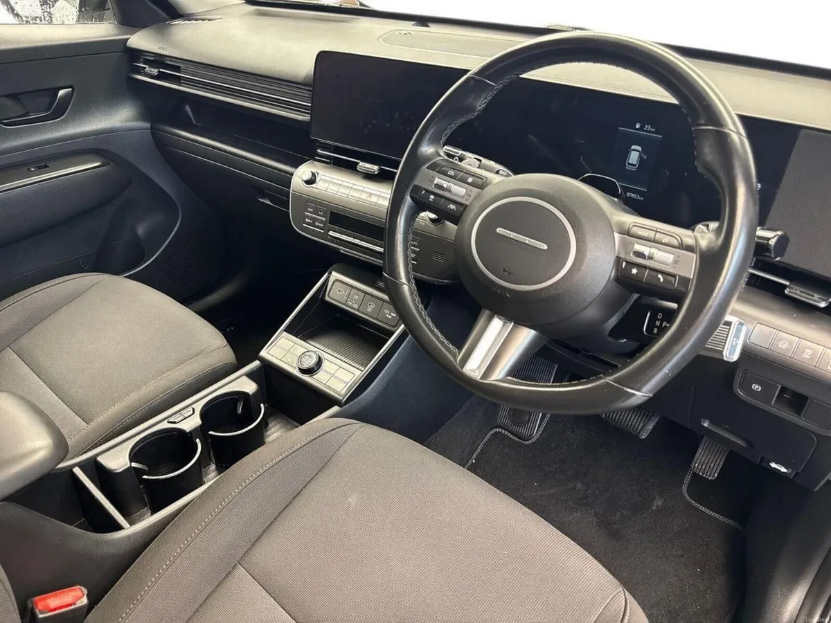 Hyundai KONA 1.6 HYBRID SIGNATURE *AUTO* €90 PER W - Image 6