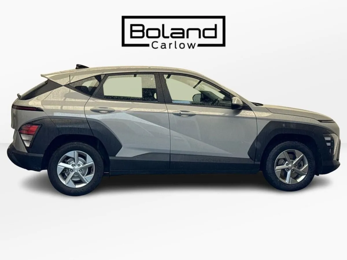 Hyundai KONA 1.6 HYBRID SIGNATURE *AUTO* €90 PER W - Image 4