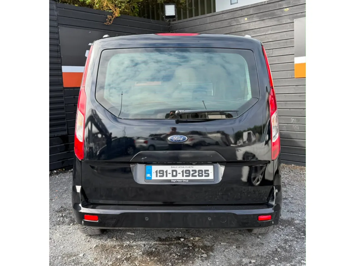 Ford Tourneo Connect LIMITED EDITION LWB 1.5 - Image 5