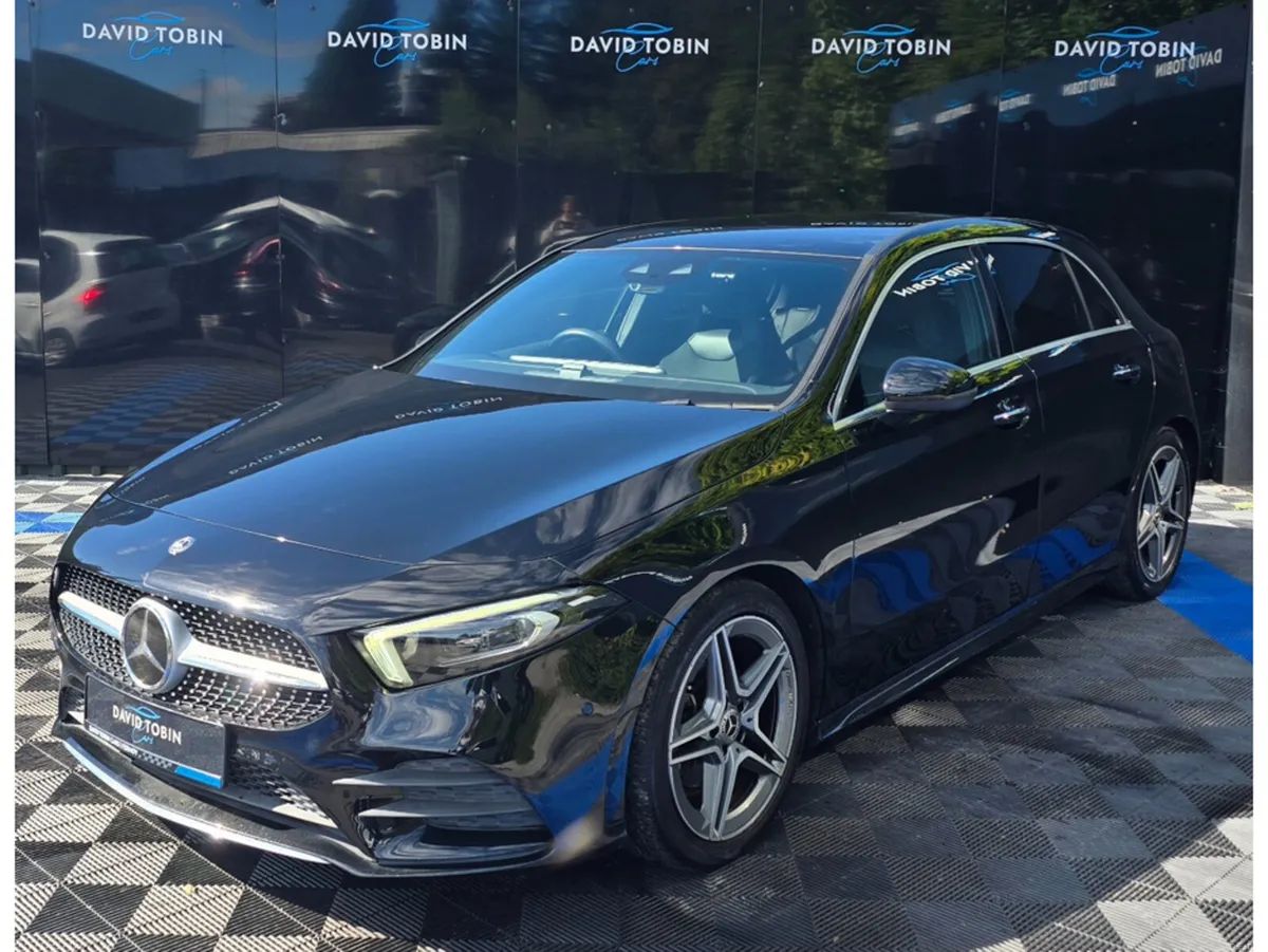 Mercedes-Benz A-Class A180 AMG LINE AUTO - Image 4