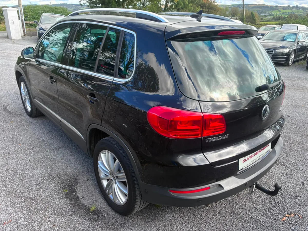 Volkswagen Tiguan 2.0 TDI MATCH EDITION 4MT 4WD - Image 3