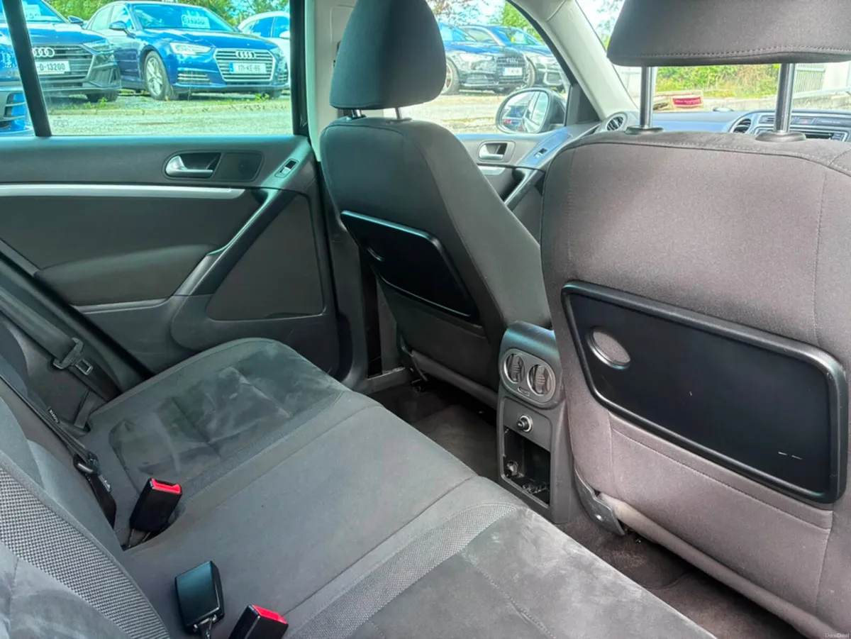 Volkswagen Tiguan 2.0 TDI MATCH EDITION 4MT 4WD - Image 6