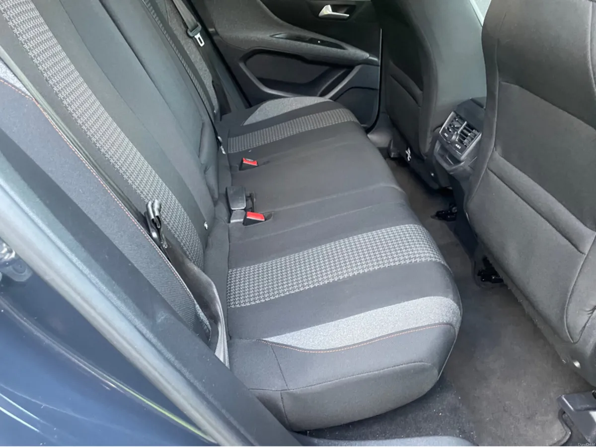 Peugeot 3008 1.5HDI ACTIVE 130BHP 5DR - Image 6