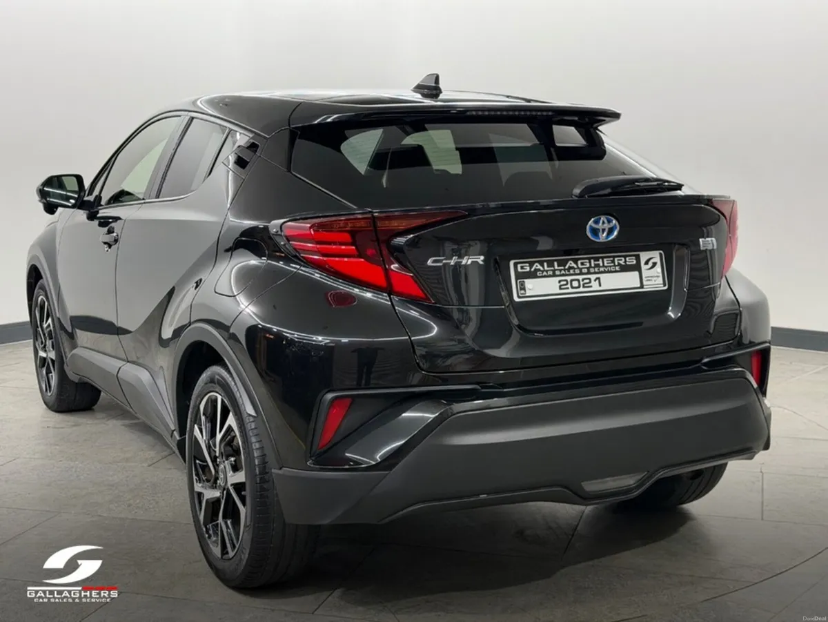 Toyota C-HR 1.8 HYBRID SPORT AUTOMATIC - Image 6
