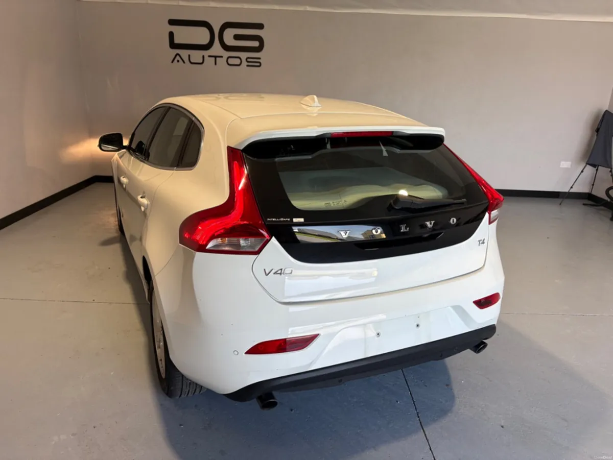 Volvo V40 Auto - New NCT - Low KMs - Image 4