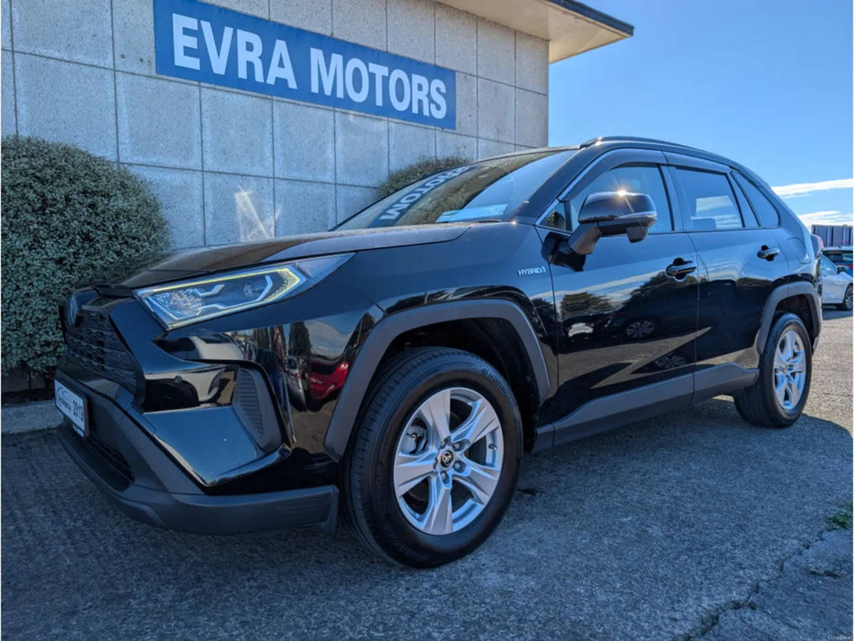 Toyota RAV4 X HYBRID AUTOMATIC 2.5 PETROL //REVERS - Image 4