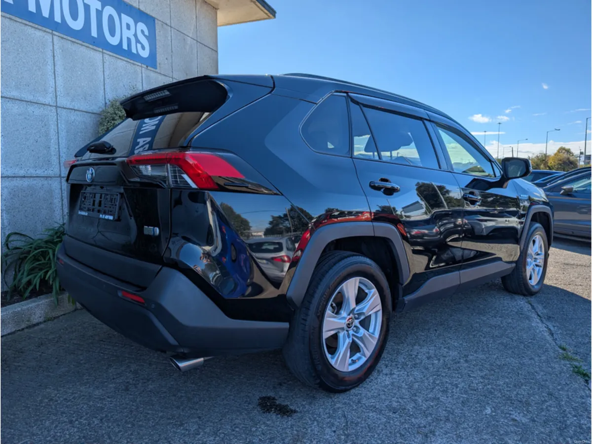 Toyota RAV4 X HYBRID AUTOMATIC 2.5 PETROL //REVERS - Image 6