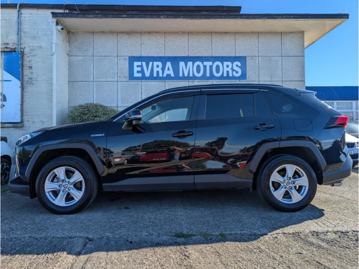 Toyota RAV4 X HYBRID AUTOMATIC 2.5 PETROL //REVERS - Image 5