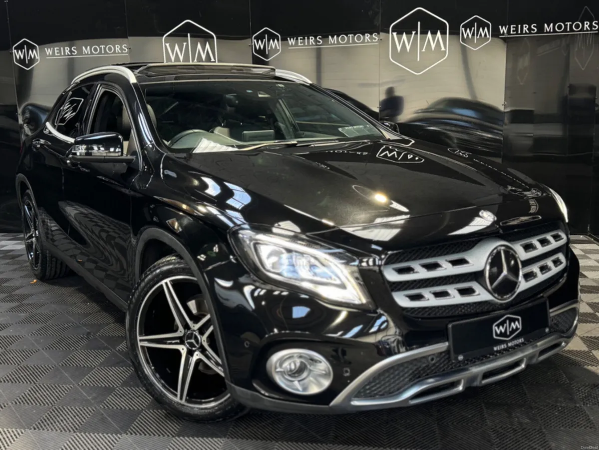 Mercedes-Benz GLA GLA180 SUNROOF AMG ALLOYS AUTOMA - Image 6