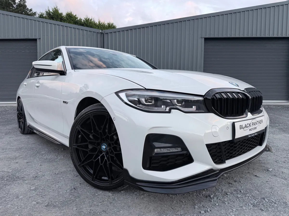 BMW 330e G20 221’ M SPORT Xdrive PHEV VERY LOW KM - Image 1