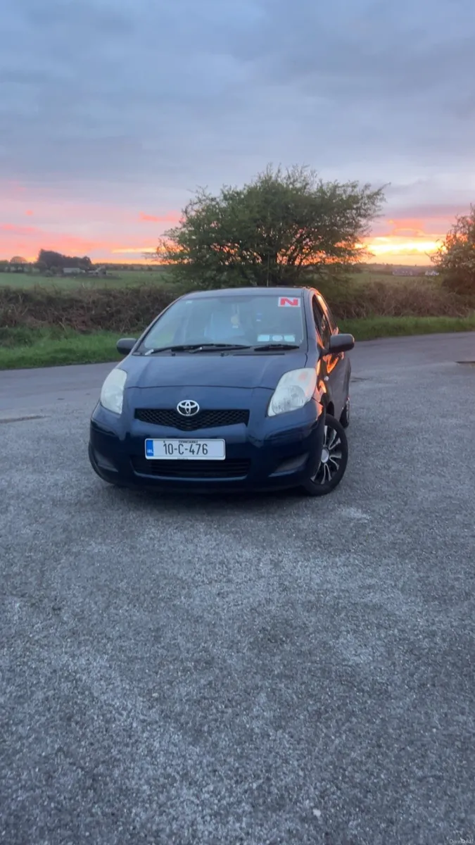 Toyota Yaris 2010 - Image 1