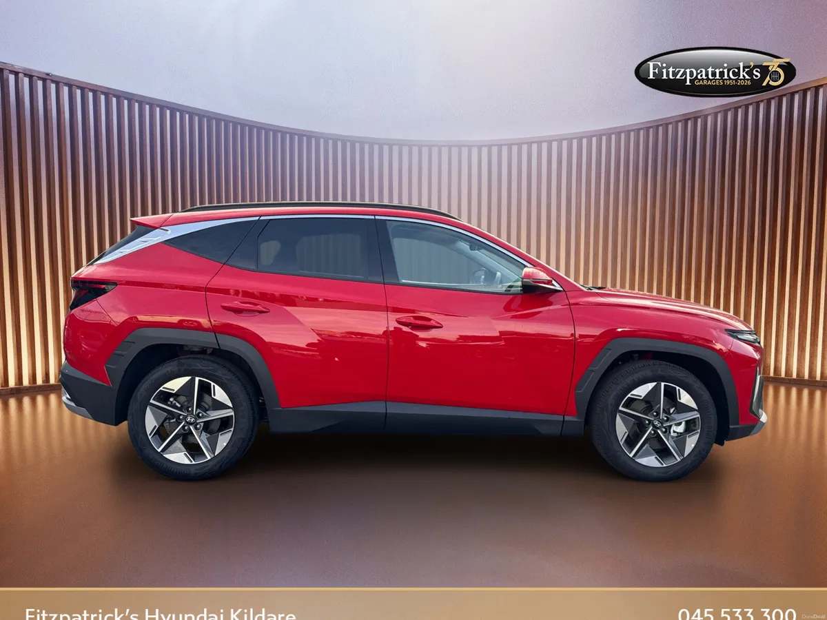 Tucson Executive with Black leather Turbo Diesel - Image 2