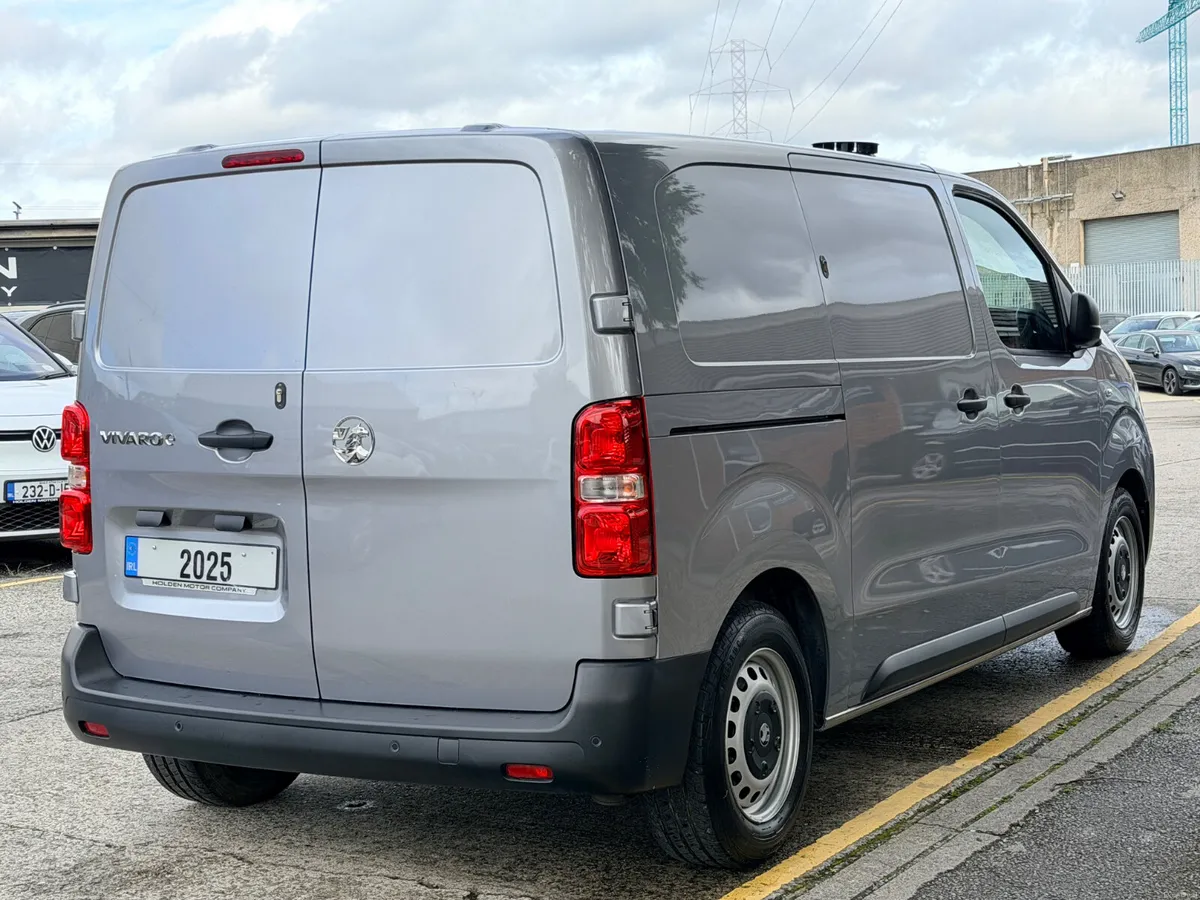 2025 OPEL VIVARO - Image 6