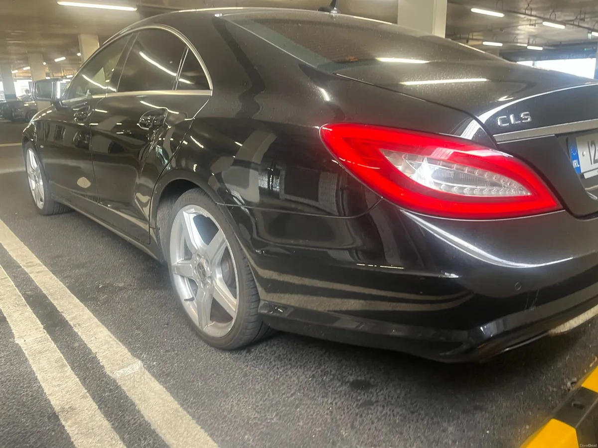 Mercedes Benz CLS - Image 4