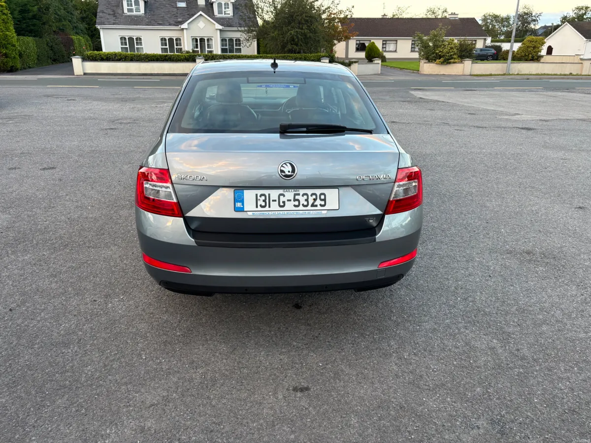 Skoda Octavia 2013 - Image 2
