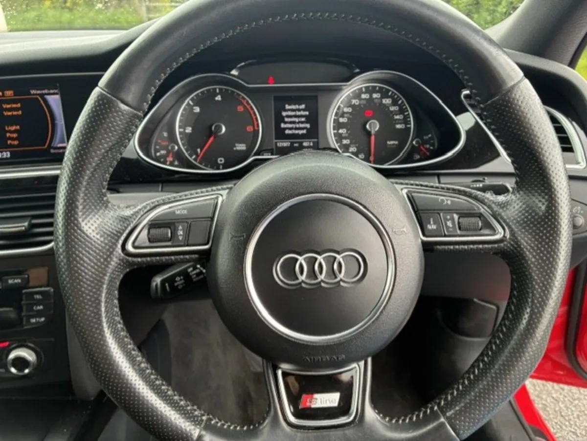 Audi A4 2.0 TDI S Line - Image 4