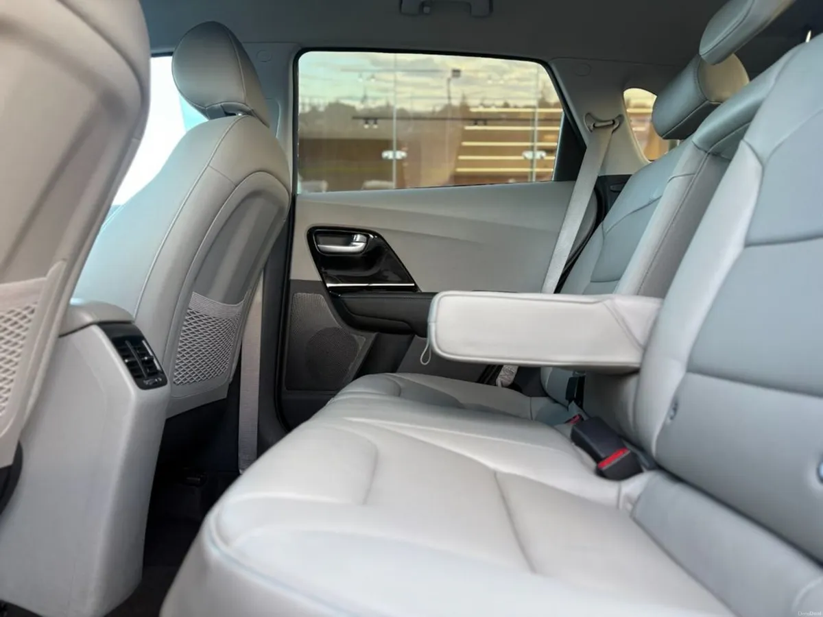 Kia Niro 1.6 Plug in hybrid - Image 4