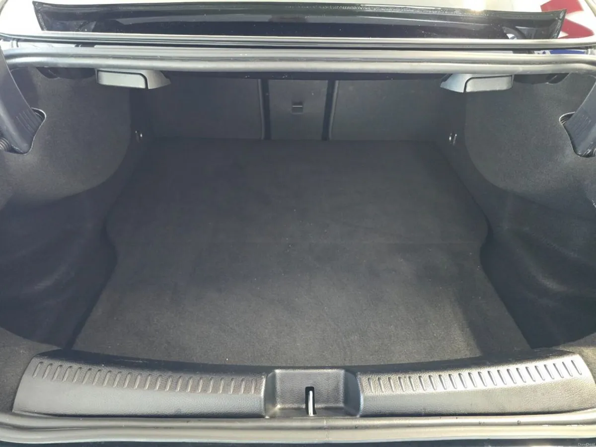 Mercedes-Benz CLA 250 E AMG Line Premium PHEV 4DR - Image 6