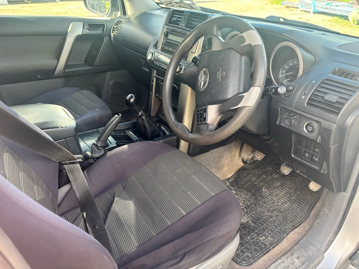 Toyota Land cruiser - Image 4