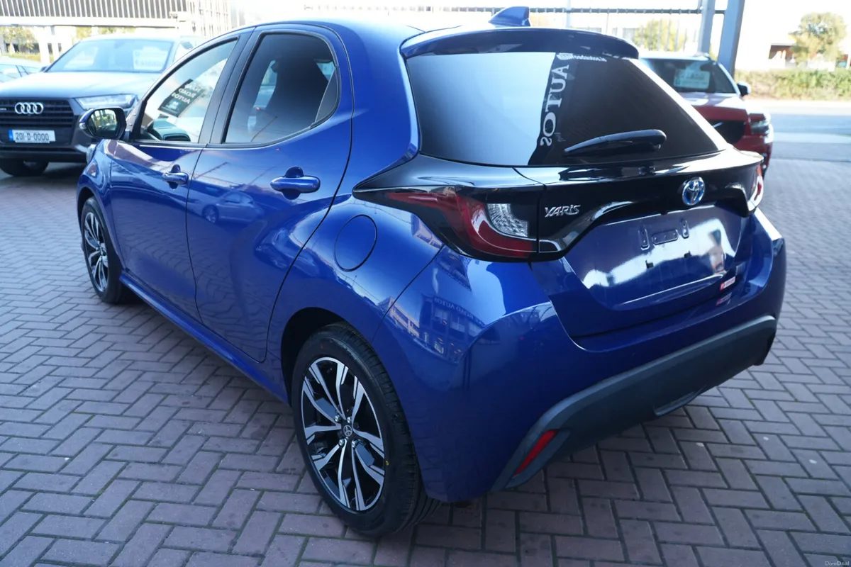 2022 TOYOTA YARIS 1.5 PETROL HYBRID 5DR HATCHABCK - Image 6