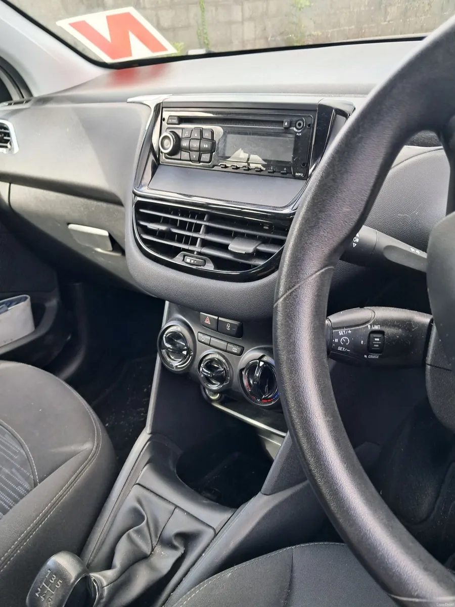 Peugeot 208 2013 - Image 3