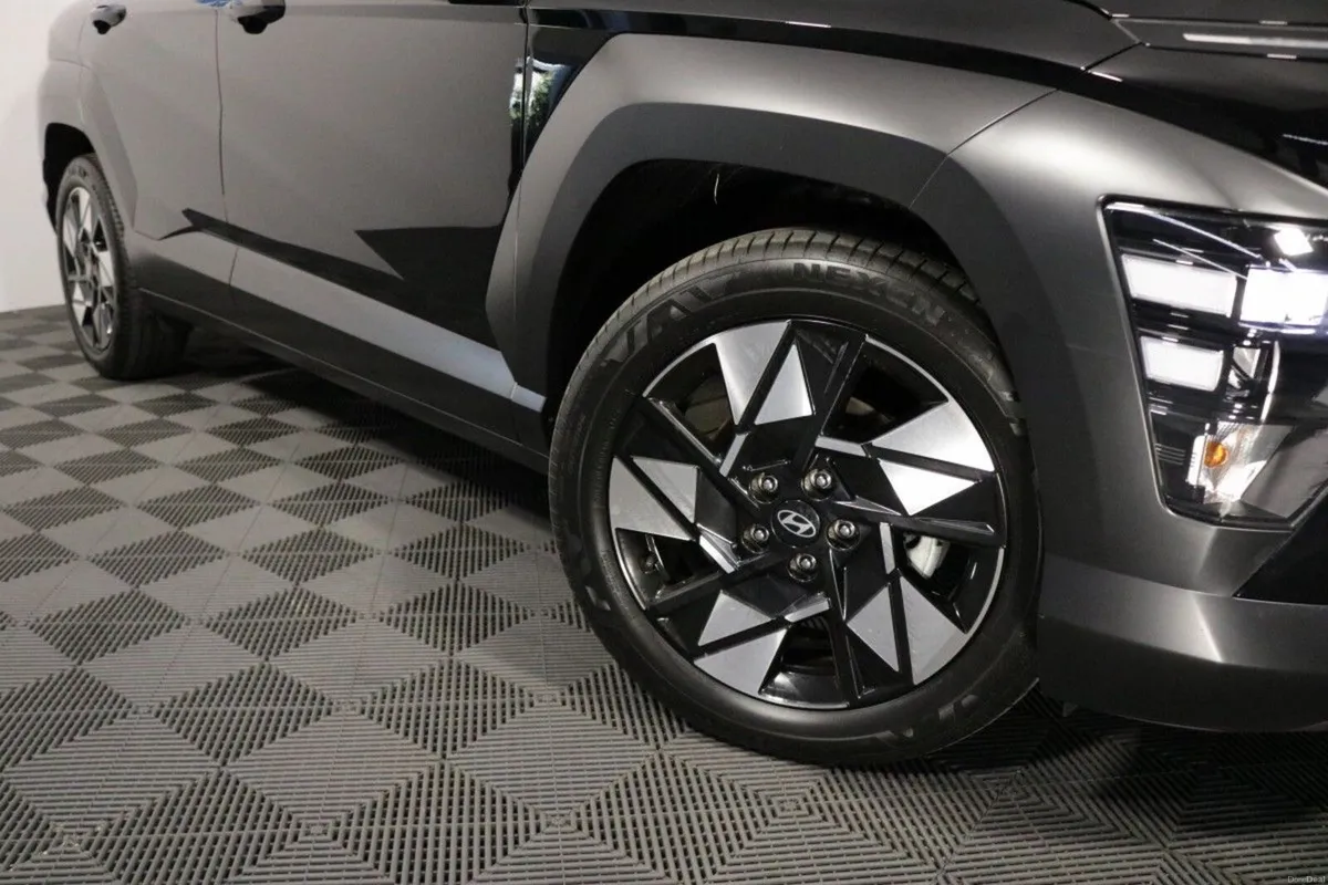 Hyundai KONA Hybrid Ex Demo Elegance 1.6L Petrol A - Image 3