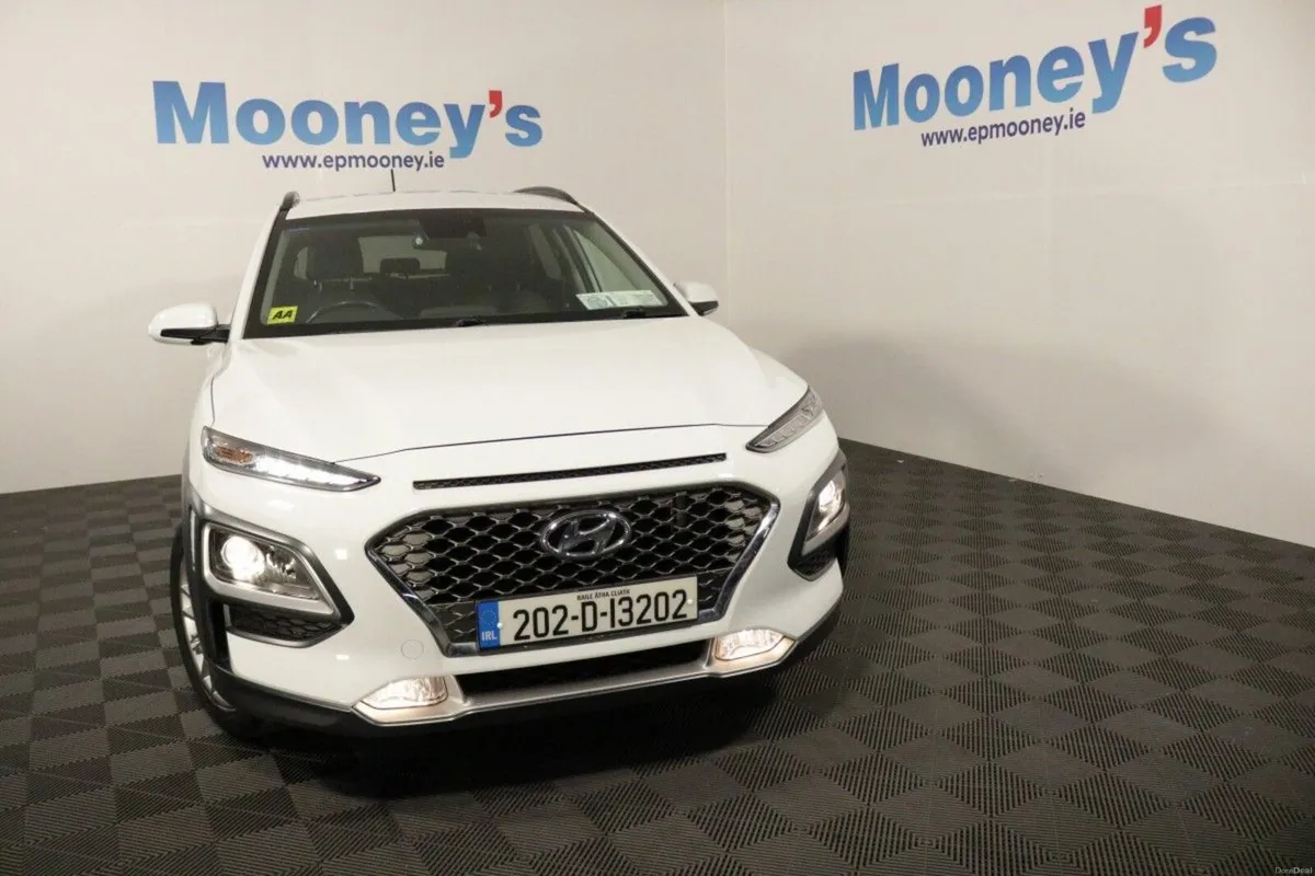 Hyundai KONA Executive Plus 1.0L Petrol Compact SU - Image 2