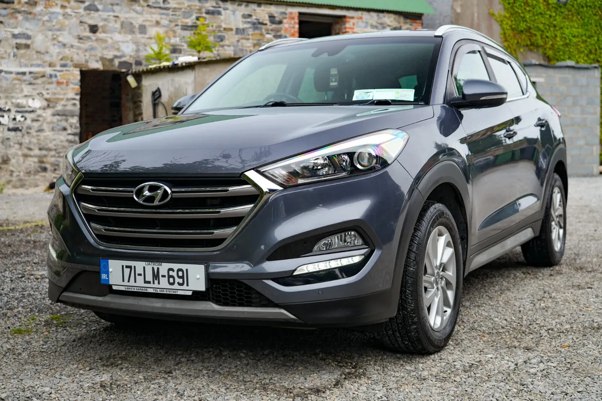 2017 Hyundai Tucson PREMIUM 1.7 Diesel Manual - Image 5