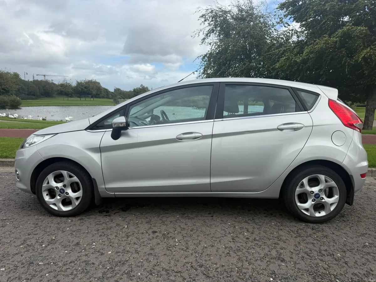 LOW MILEAGE TITANIUM NCT 05/27 - Image 4