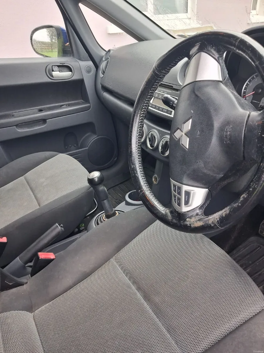 Mitsubishi Colt 2011 - Image 3